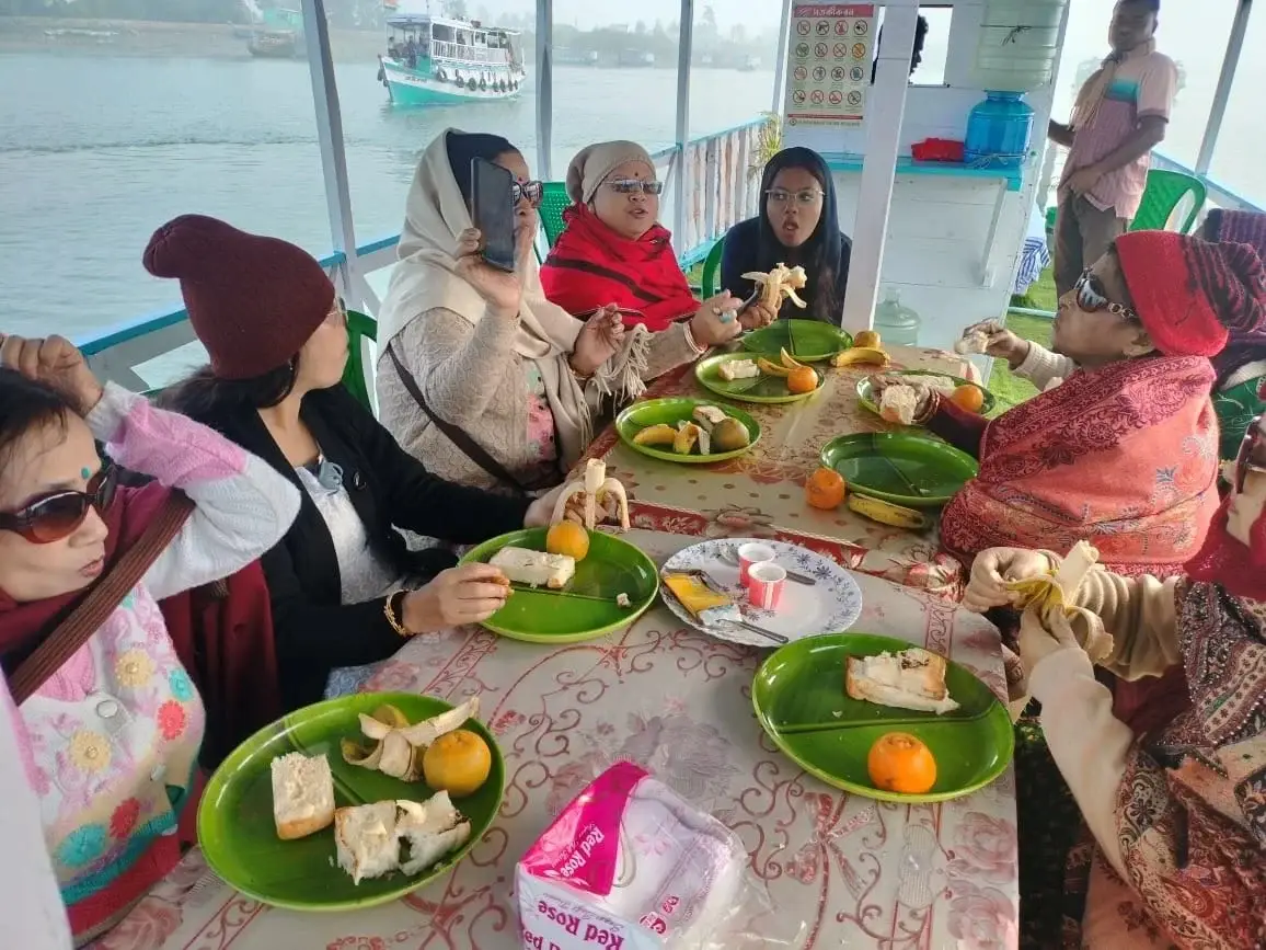 special-dishes-of-sundarban-boat
