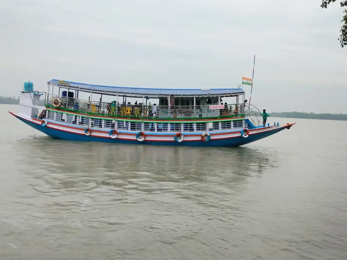 boat-ride-sundarban